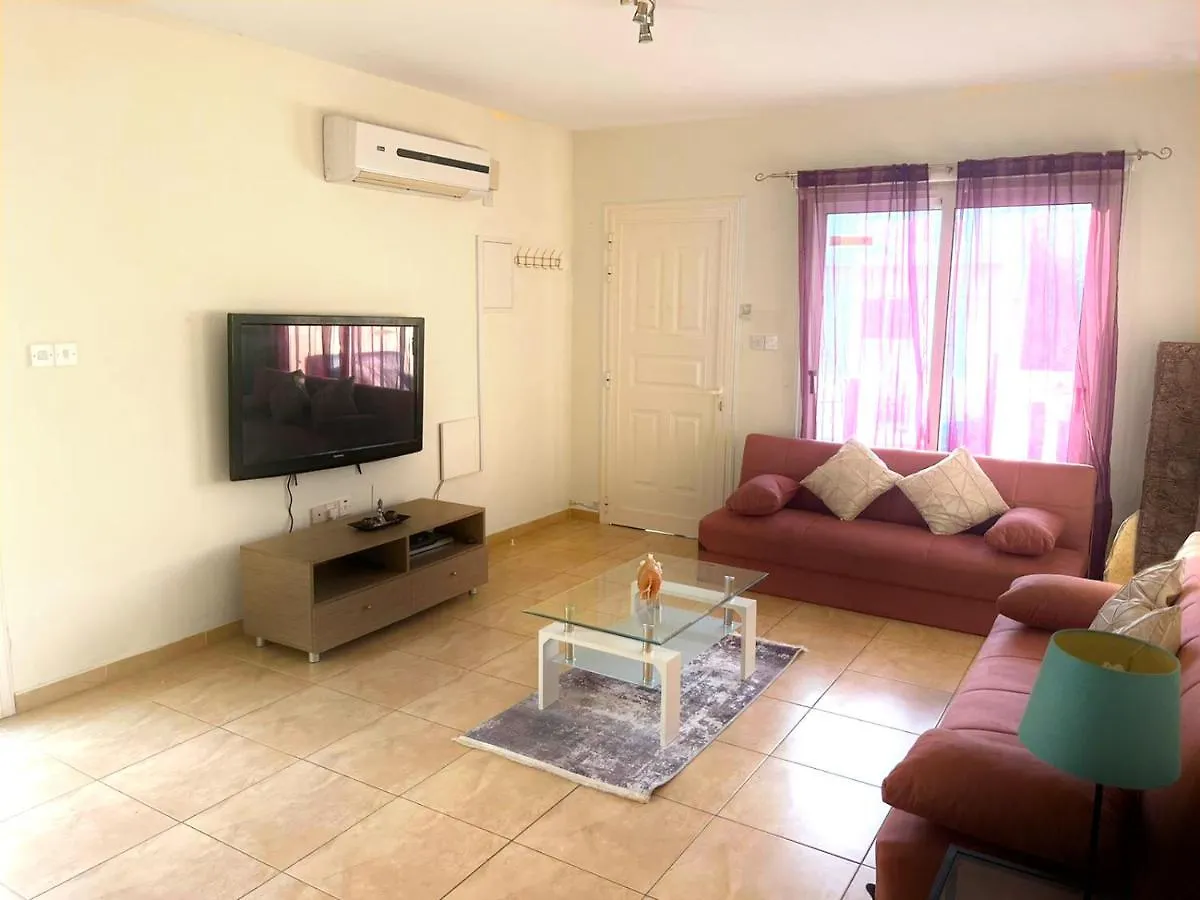 Nissi Beach Golden Villas Ayia Napa